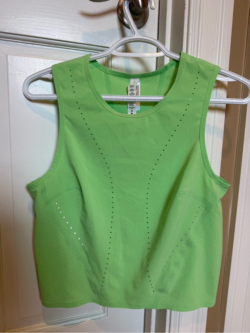 Lululemon Sleeveless Performance Tank Top - Lime Green, 6